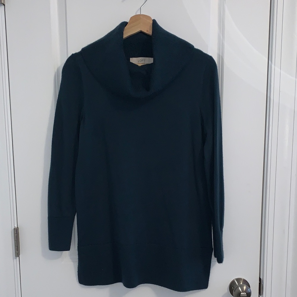 EUC LOFT Cowl neck sweater. Gorgeous deep teal color size L